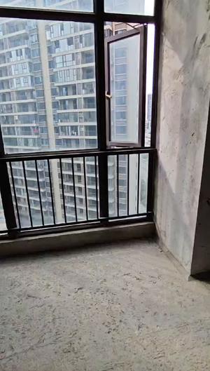 八里湖九小旁 浔阳府LOFT复式 捡漏价13.8万