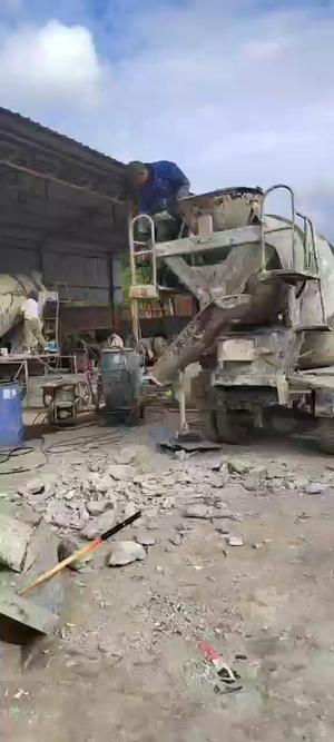 南宁限高单桥小搅拌车
