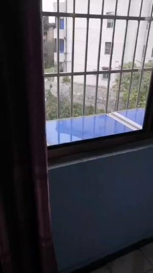 华容县城精装房6万出售