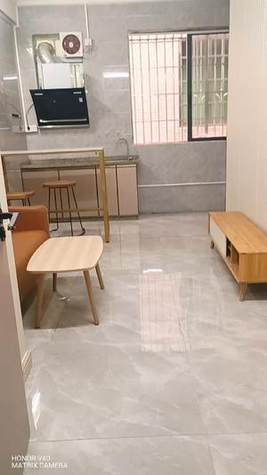 一房一厅拎包入住