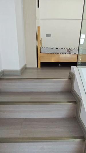 九方附近 汇金中心 精装LOFT复式 第一次出租