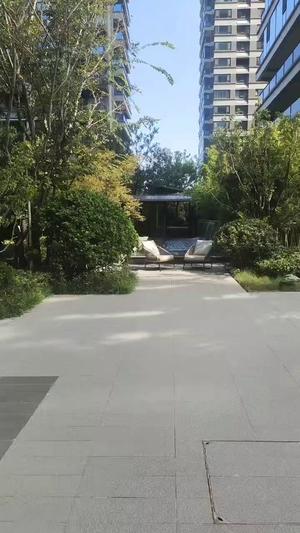 新东升佑园，单价8100，另有一楼带院产品，看房提前联系