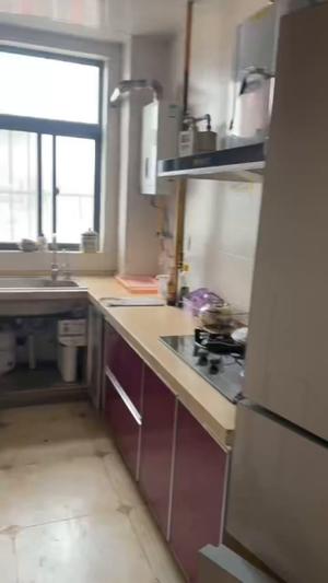 万达附近西王褚小区 普通住宅 中等装修
